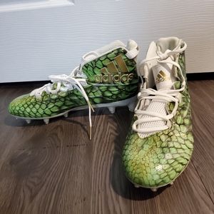 NWOT Mens Football Cleats